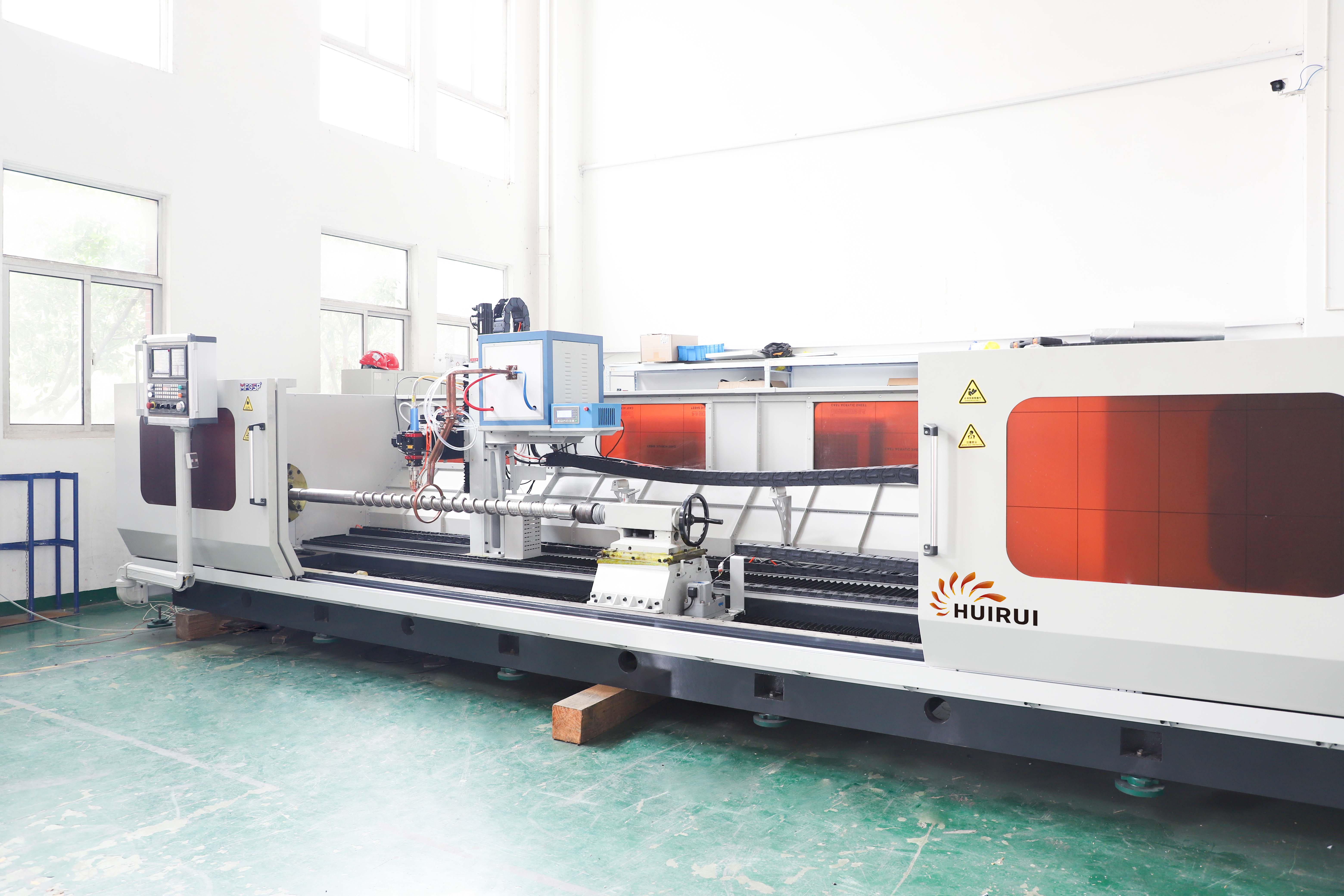 “出海”再传捷报 | 辉锐螺杆激光熔覆专用设备交付海外客户