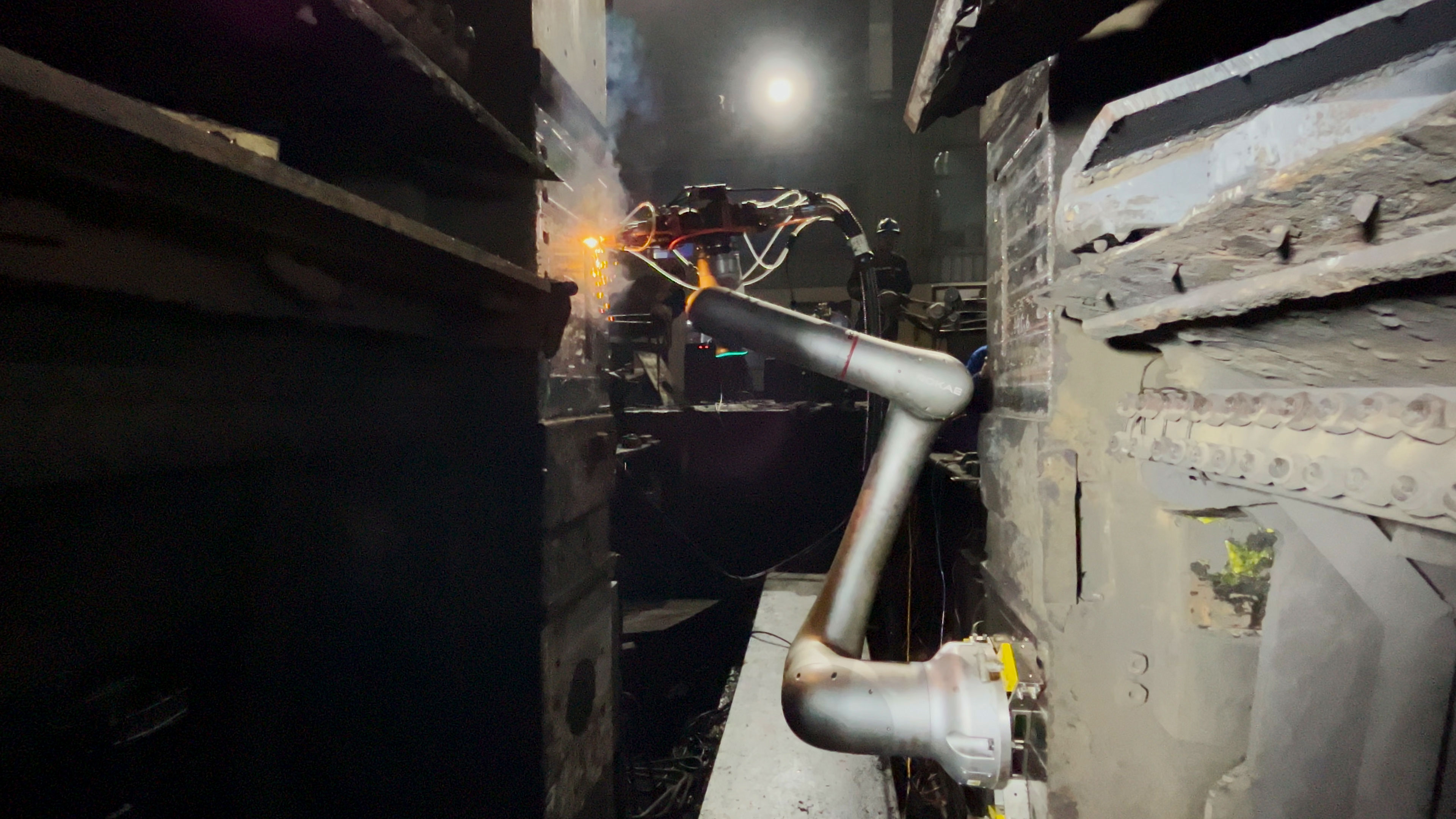 牌坊失效工作面修复