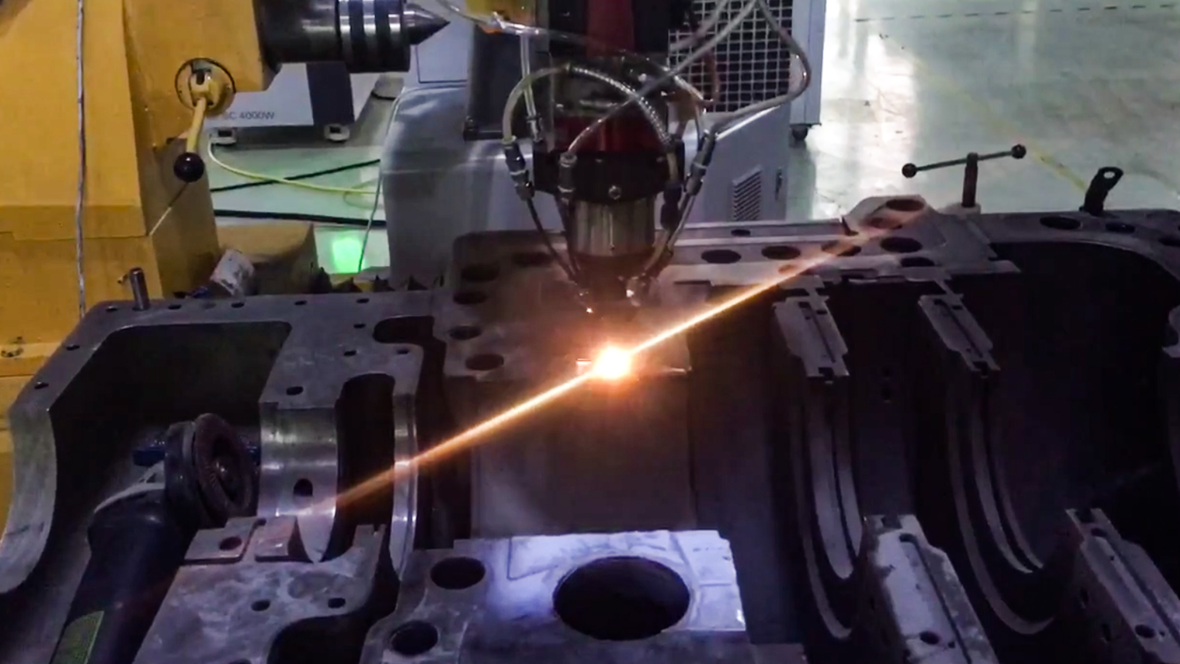 汽车保险杠冲压模具激光熔覆修复