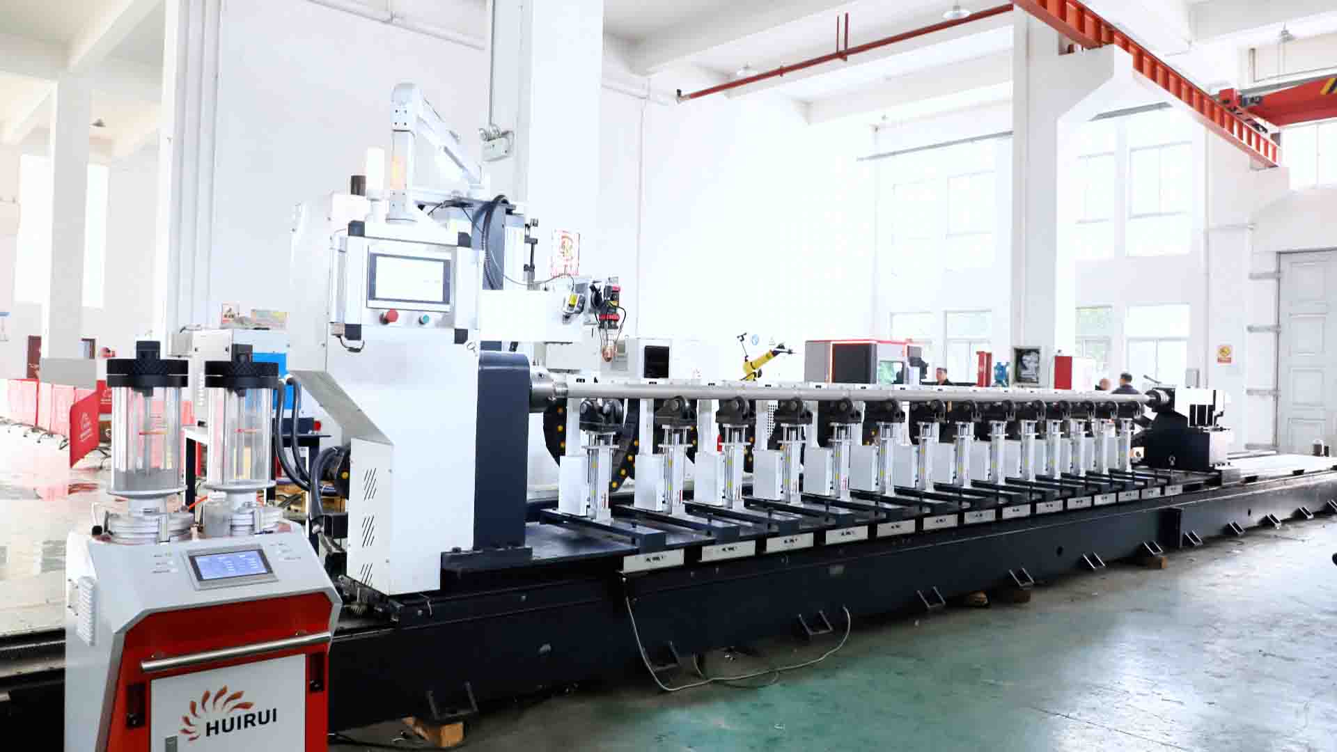 辉锐UHS系列｜杆类件激光熔覆专用设备